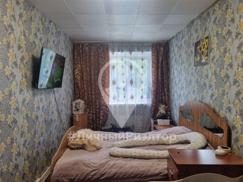 2-к квартира, 1/2 эт., 47м²