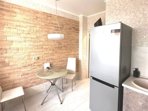 1-к квартира, 12/19 эт., 39м²