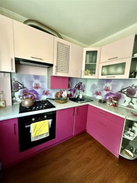 2-к квартира, 1/5 эт., 50м²