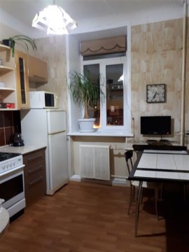 4-к квартира, 5/5 эт., 94м²