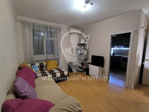 3-к квартира, 3/3 эт., 61м²