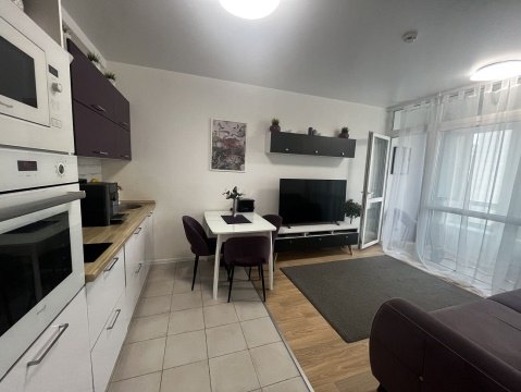 3-к квартира, 11/18 эт., 88м²