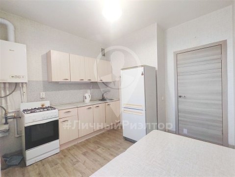 1-к квартира, 4/10 эт., 41м²