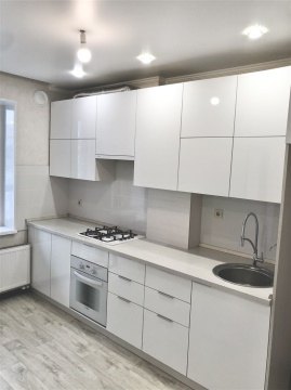 2-к квартира, 9/9 эт., 63м²