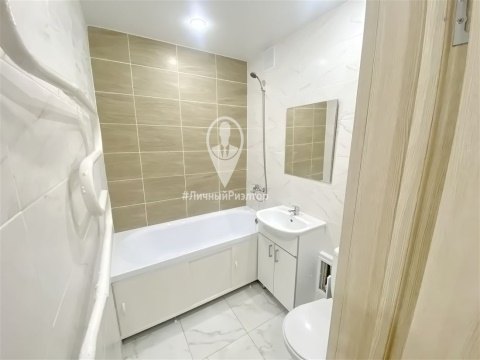 2-к квартира, 2/5 эт., 40м²