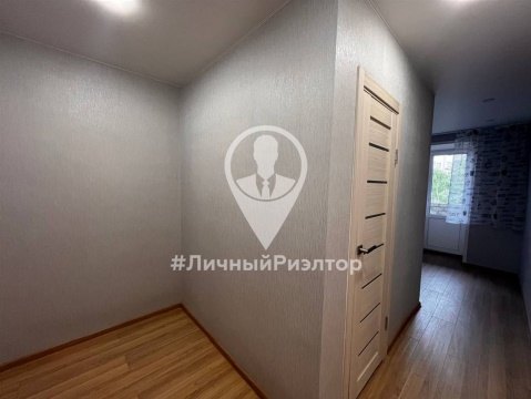 1-к квартира, 5/5 эт., 32м²