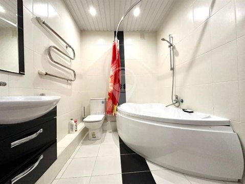 1-к квартира, 4/5 эт., 47м²