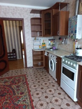 2-к квартира, 5/5 эт., 60м²