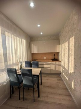 1-к квартира, 11/12 эт., 40м²