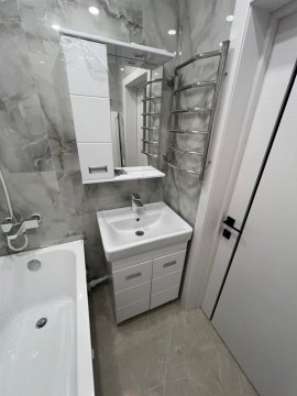 3-к квартира, 3/9 эт., 64м²