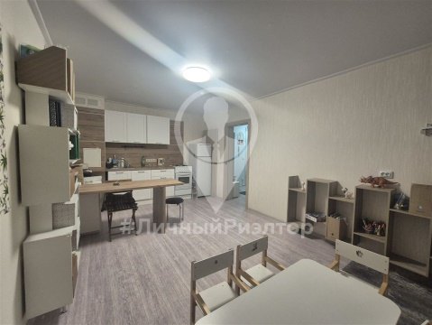 3-к квартира, 1/16 эт., 78м²