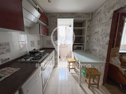 2-к квартира, 1/6 эт., 66м²