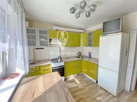 1-к квартира, 9/10 эт., 45м²