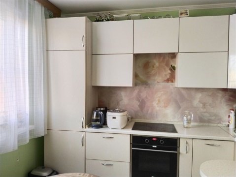 4-к квартира, 7/17 эт., 85м²