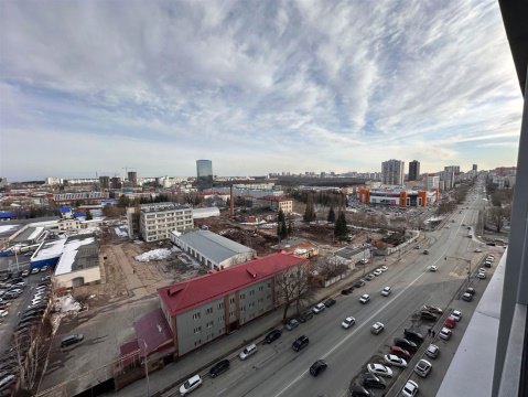 2-к квартира, 13/19 эт., 62м²
