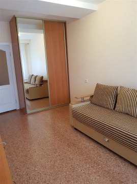 1-к квартира, 3/18 эт., 38м²