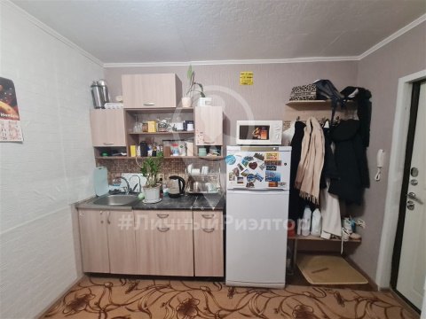 2-к квартира, 3/5 эт., 30м²