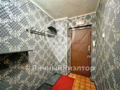 2-к квартира, 5/5 эт., 48м²