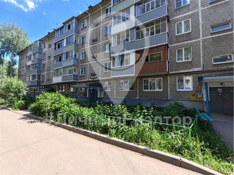 2-к квартира, 2/5 эт., 47м²