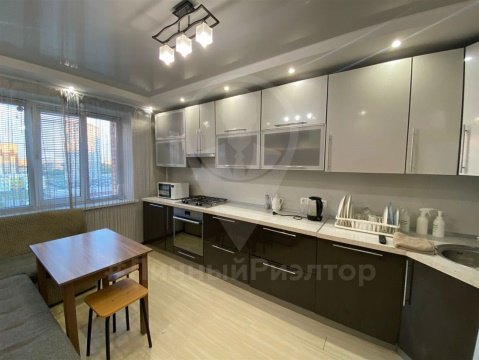 1-к квартира, 9/10 эт., 44м²
