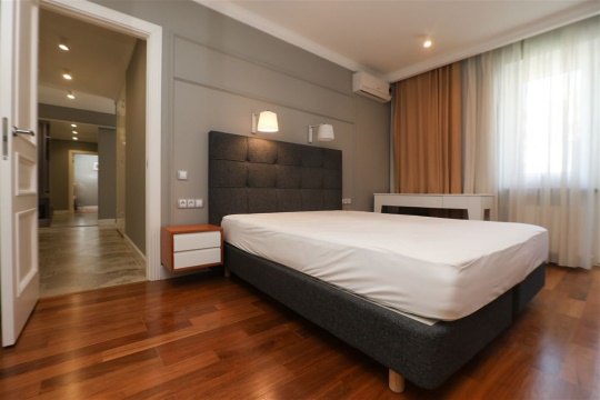 2-к квартира, 8/16 эт., 63м²