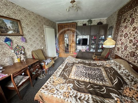4-к квартира, 5/5 эт., 84м²