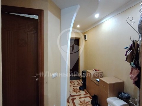 2-к квартира, 1/3 эт., 52м²
