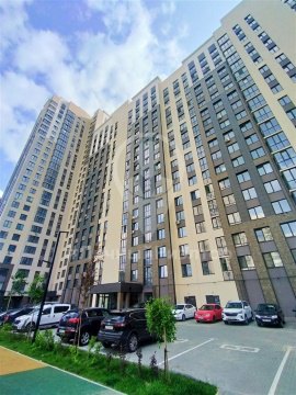 1-к квартира, 17/25 эт., 37м²