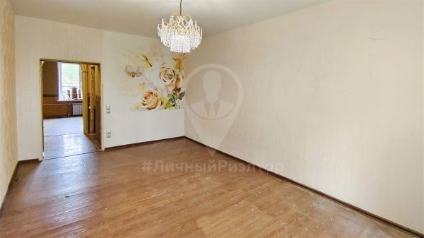 2-к квартира, 1/2 эт., 56м²