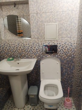 3-к квартира, 1/5 эт., 55м²