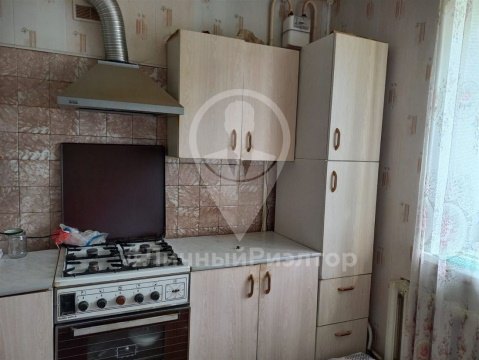 3-к квартира, 3/3 эт., 72м²