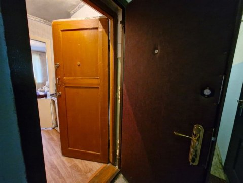 1-к квартира, 5/5 эт., 18м²
