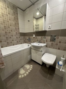 2-к квартира, 3/5 эт., 46м²