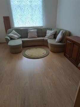 2-к квартира, 1/3 эт., 62м²