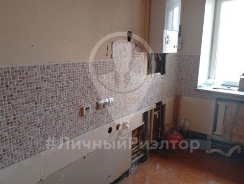 1-к квартира, 3/3 эт., 270м²