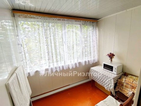3-к квартира, 2/9 эт., 64м²