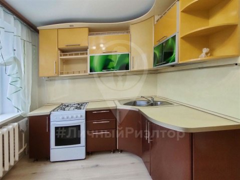 1-к квартира, 5/5 эт., 32м²