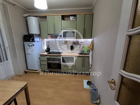 3-к квартира, 3/3 эт., 61м²
