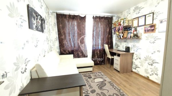 2-к квартира, 2/3 эт., 47м²