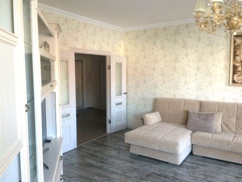 2-к квартира, 6/12 эт., 85м²
