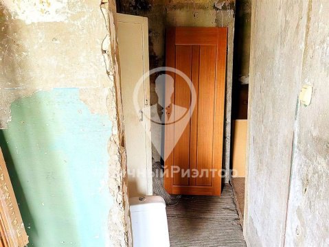 3-к квартира, 1/3 эт., 49м²