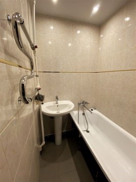 2-к квартира, 5/12 эт., 48м²
