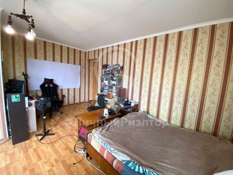 2-к квартира, 9/10 эт., 68м²
