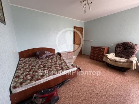 3-к квартира, 7/10 эт., 70м²
