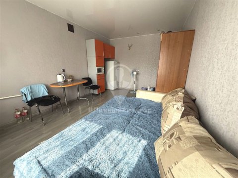 1-к квартира, 5/5 эт., 18м²