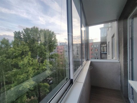 1-к квартира, 8/9 эт., 33м²