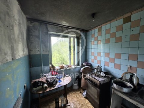 4-к квартира, 3/5 эт., 64м²