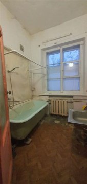 3-к квартира, 1/4 эт., 74м²