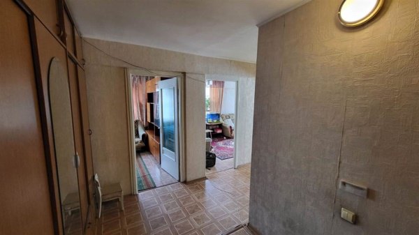 2-к квартира, 2/5 эт., 52м²