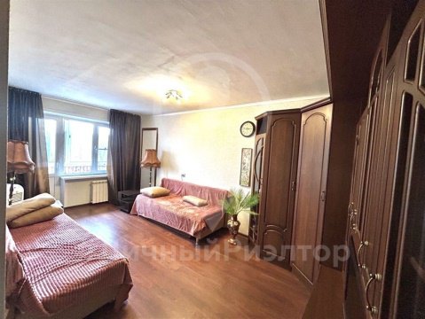 2-к квартира, 8/9 эт., 44м²